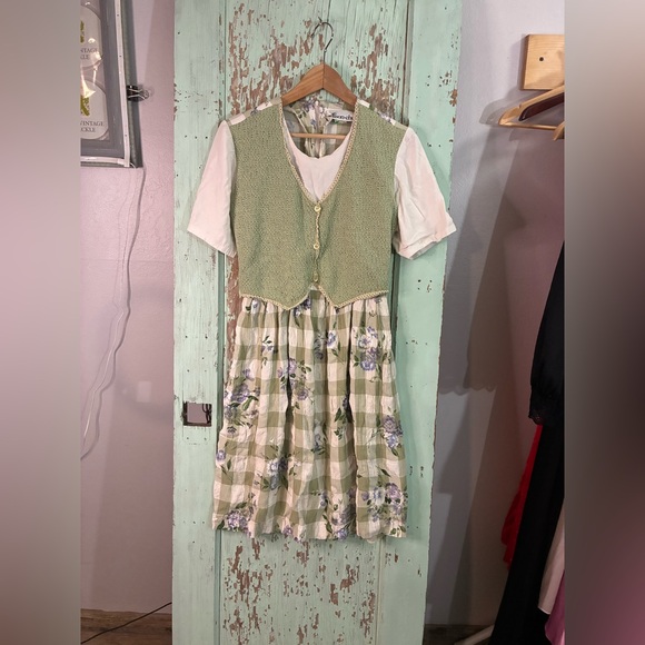 VTG gingham green short sleeve  Floral Dress with Vest - Picture 1 of 6